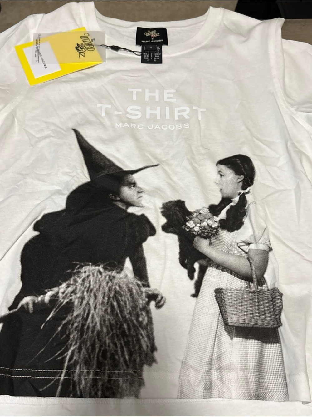 NWT… Marc Jacobs Women’s The T-Shirt Wizard of Oz (white, medium, cropped T) - Picture 2 of 3